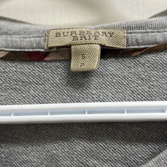 Burberry Brit 3/4  Short Sleeve Crewneck Sweatshirt | Size S Grey - Picture 2 of 9